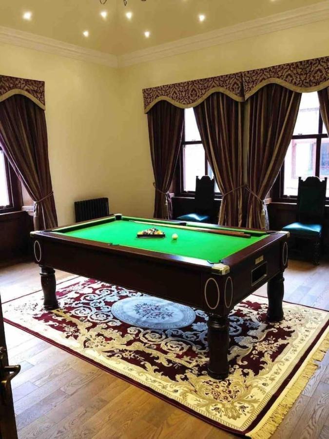 Beautiful 4-Bed Villa In 格拉斯哥 外观 照片
