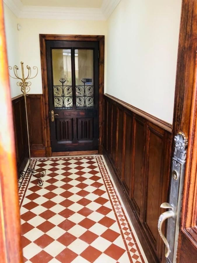 Beautiful 4-Bed Villa In 格拉斯哥 外观 照片